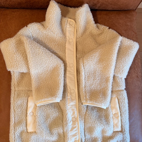 LL Bean Sherpa Fleece Jacket - Picture 1 of 1